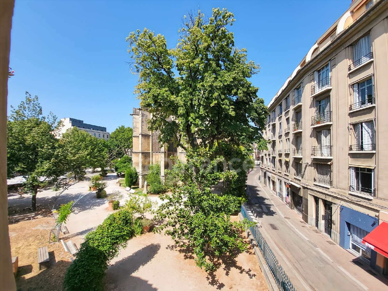  à vendre commerce Avignon Vaucluse 5