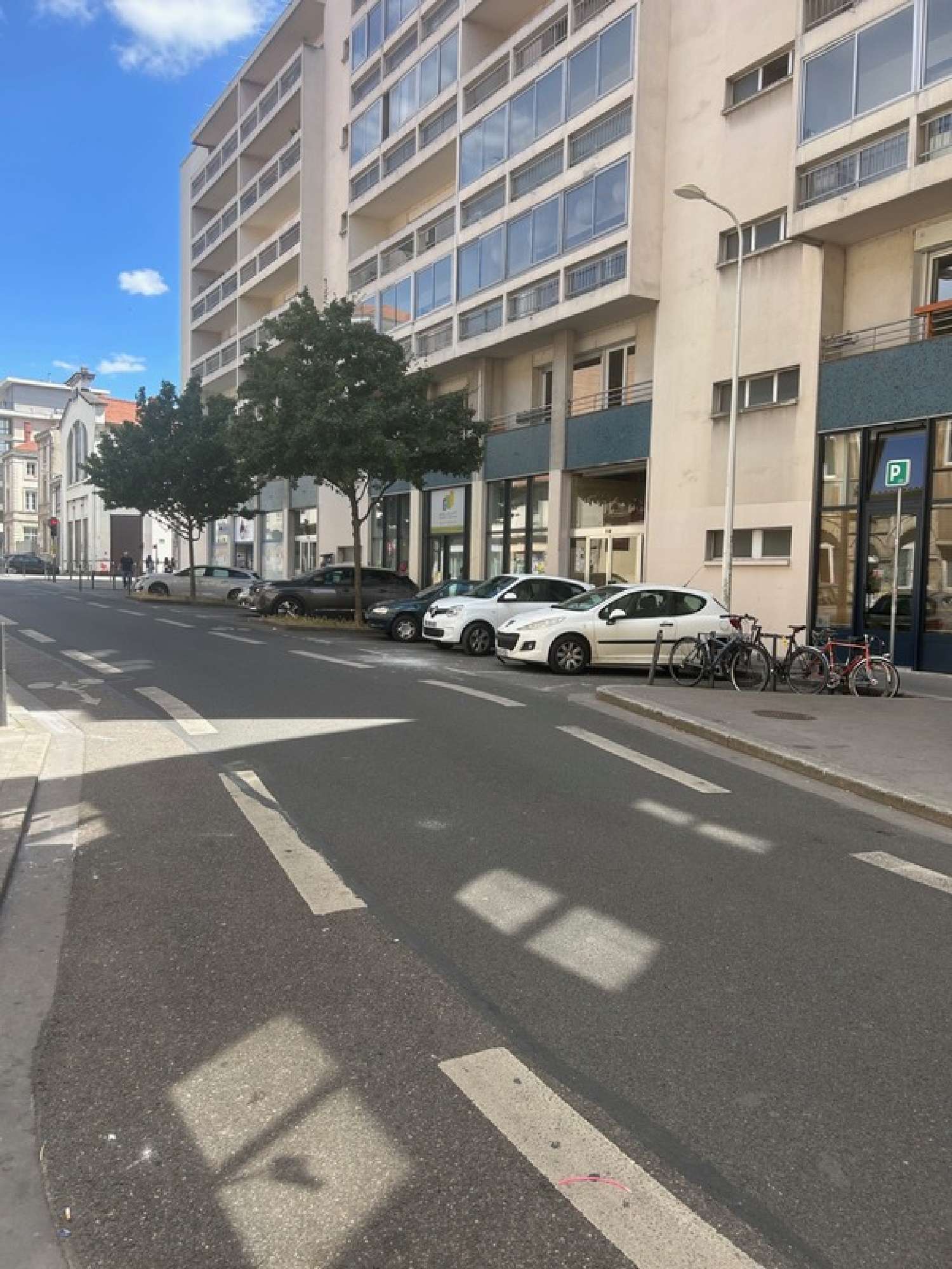 te koop bedrijfsruimte/ kantoor Lyon 7e Arrondissement Rhône 2