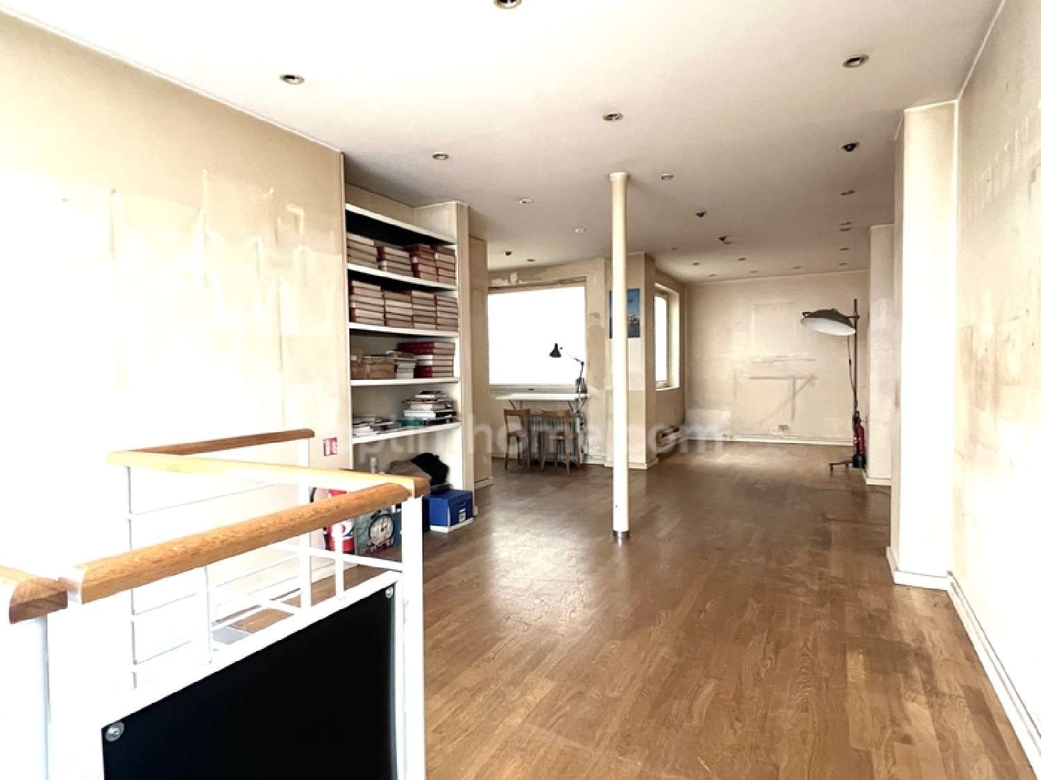 te koop bedrijfsruimte/ kantoor Paris 20e Arrondissement Parijs (Seine) 2