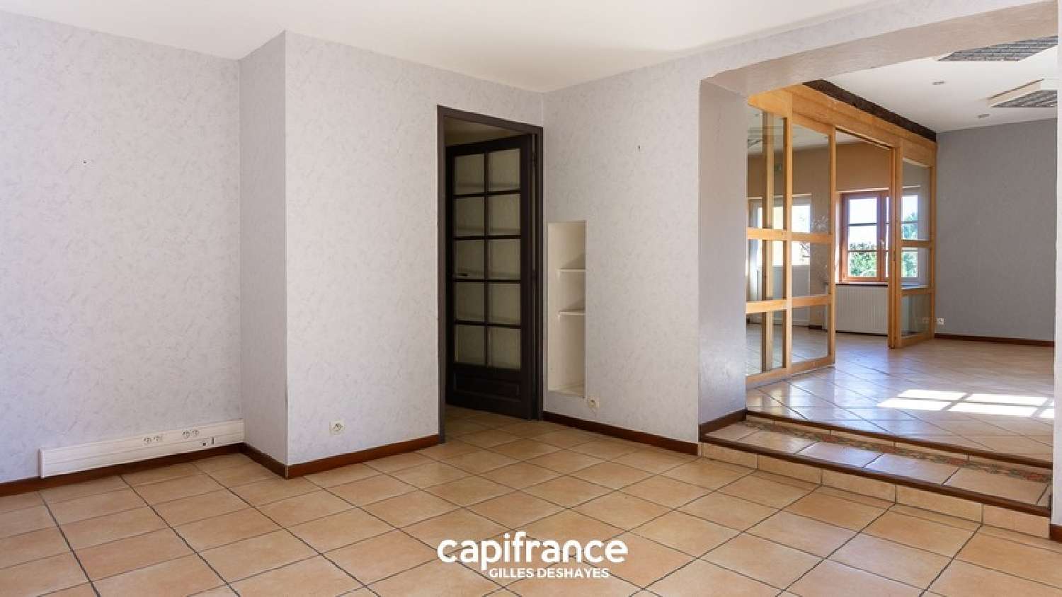  te koop bedrijfsruimte/ kantoor Villié-Morgon Rhône 4