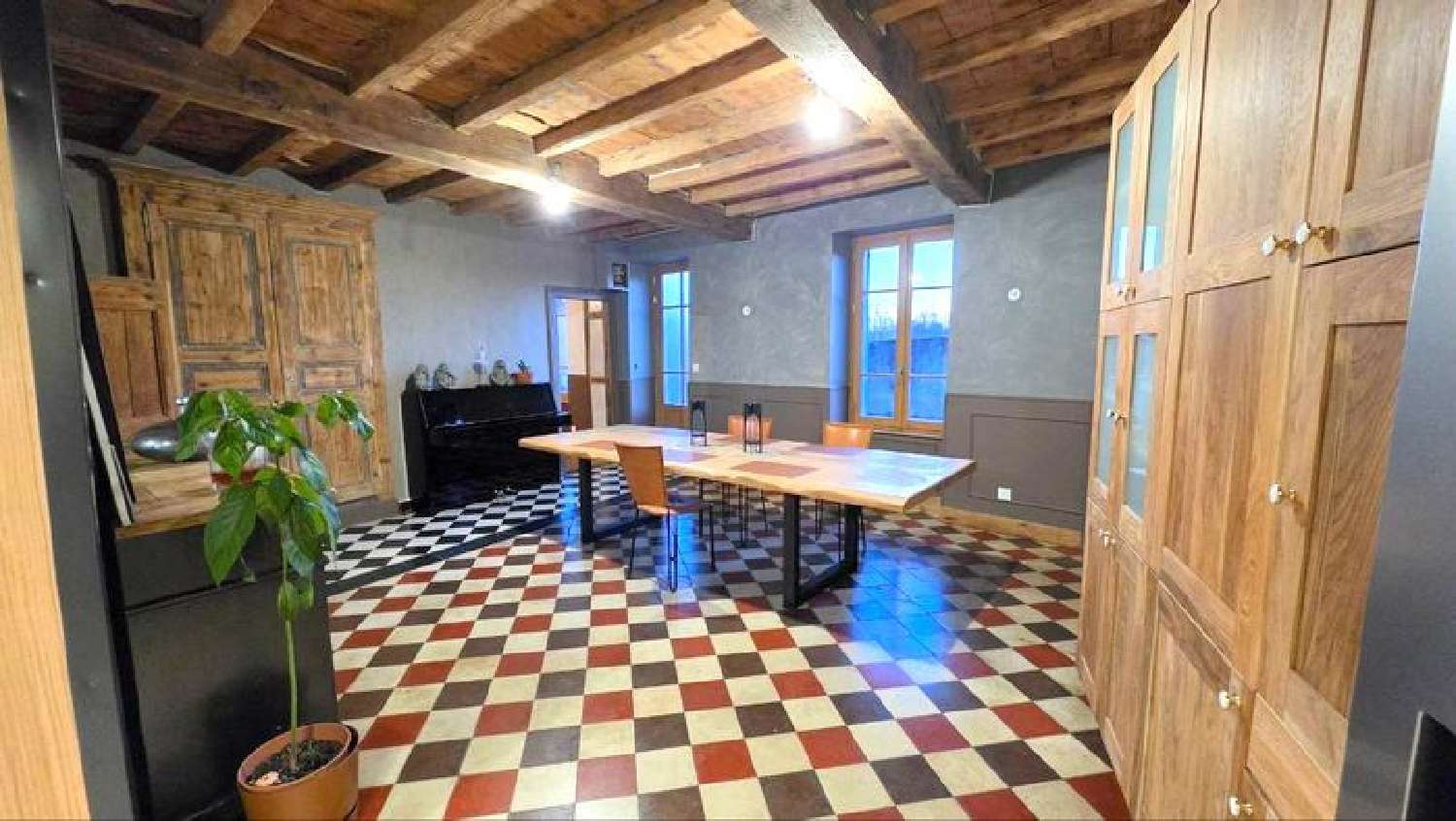 kaufen Landgut Pérouges Ain 2