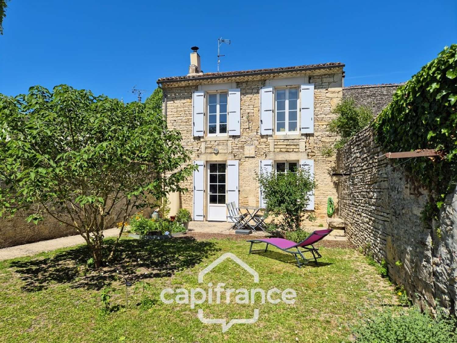  for sale farm Asnières-la-Giraud Charente-Maritime 1