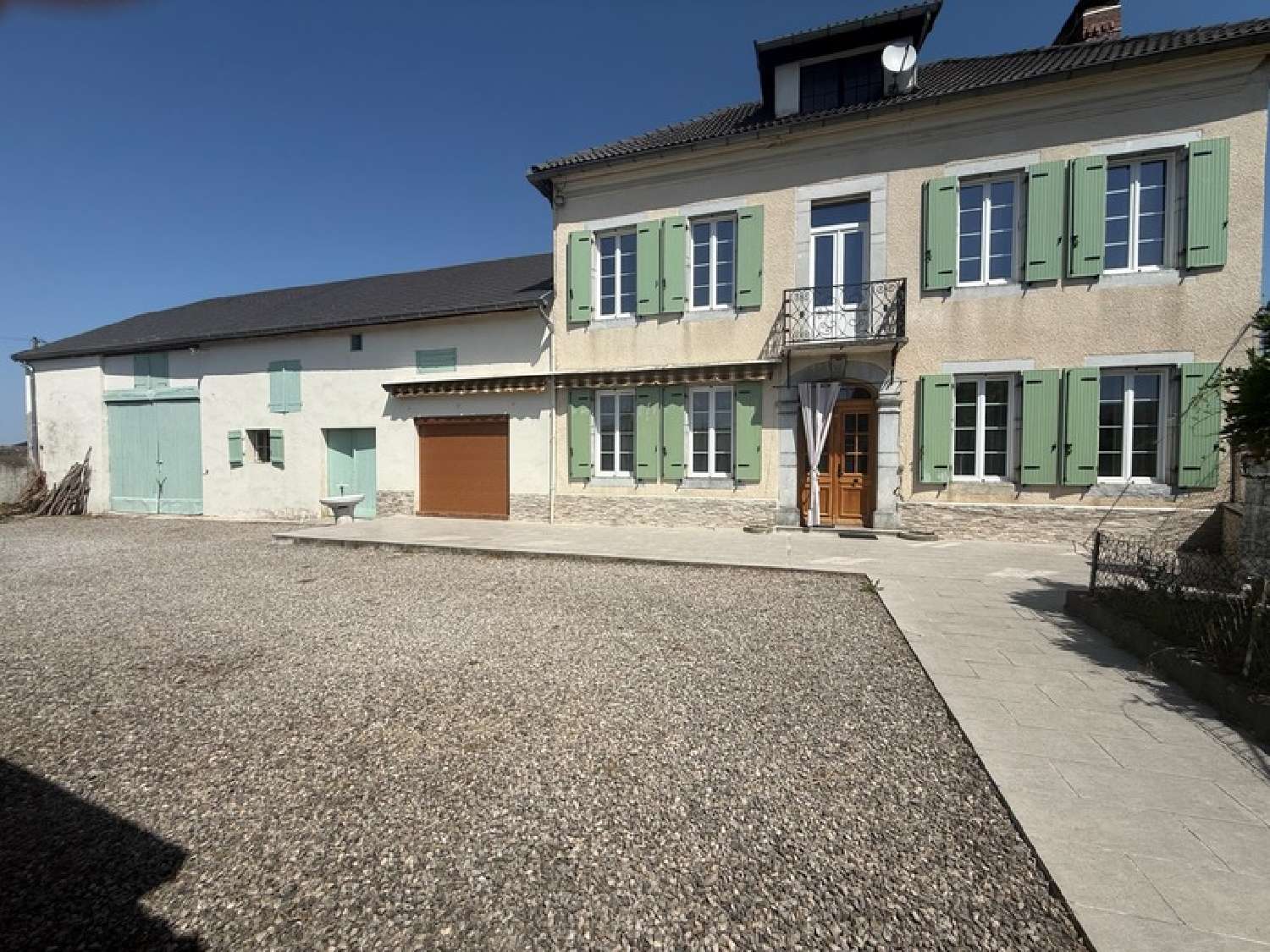  for sale farm Bernac-Debat Hautes-Pyrénées 1