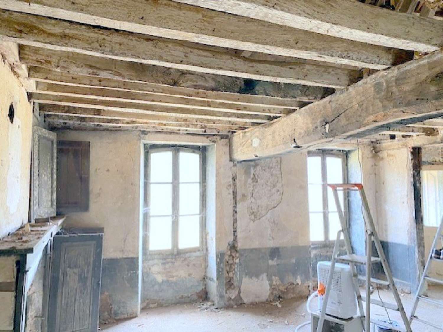  en venta casa rústica Cerisiers Yonne 5