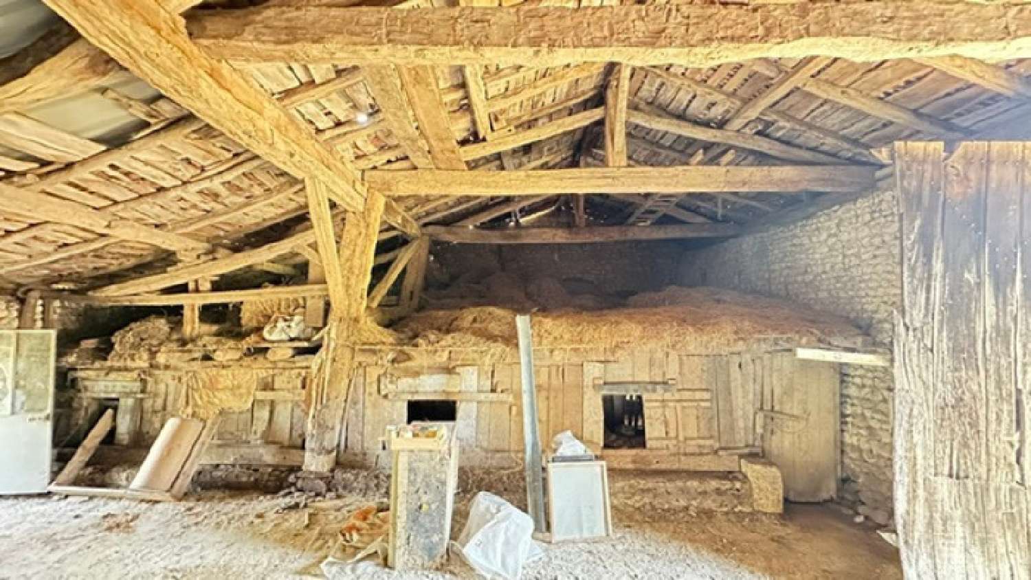 te koop boerderij Charmant Charente 3