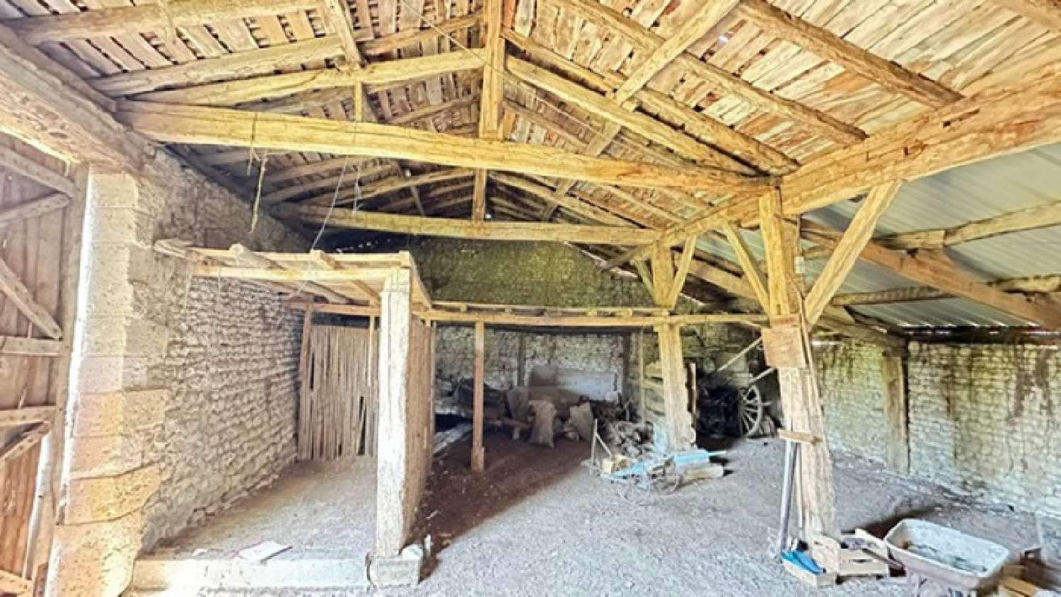 te koop boerderij Charmant Charente 4