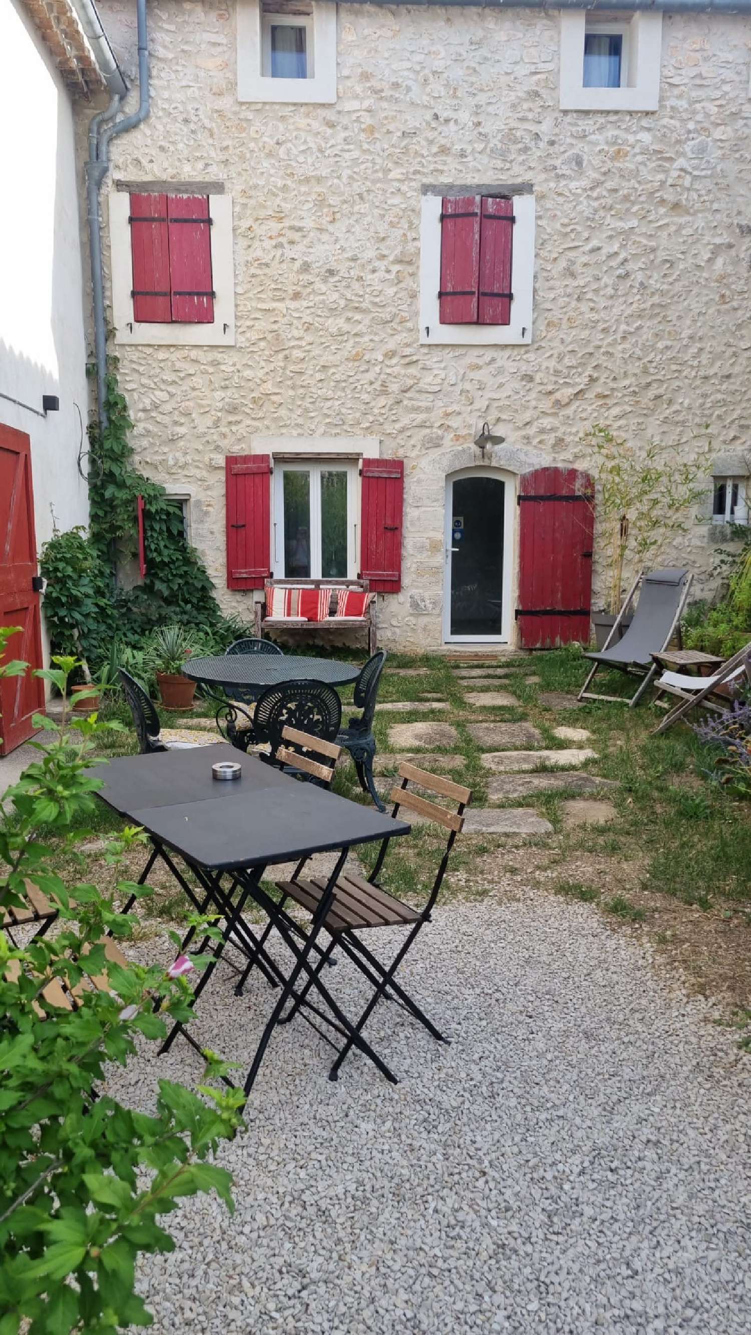  te koop boerderij Monieux Vaucluse 4