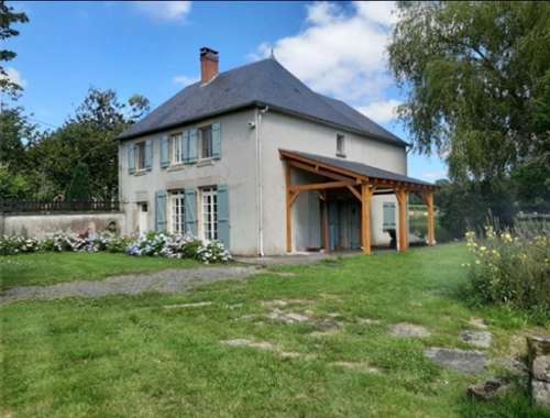 Montaigut-le-Blanc Creuse ferme foto 7377946