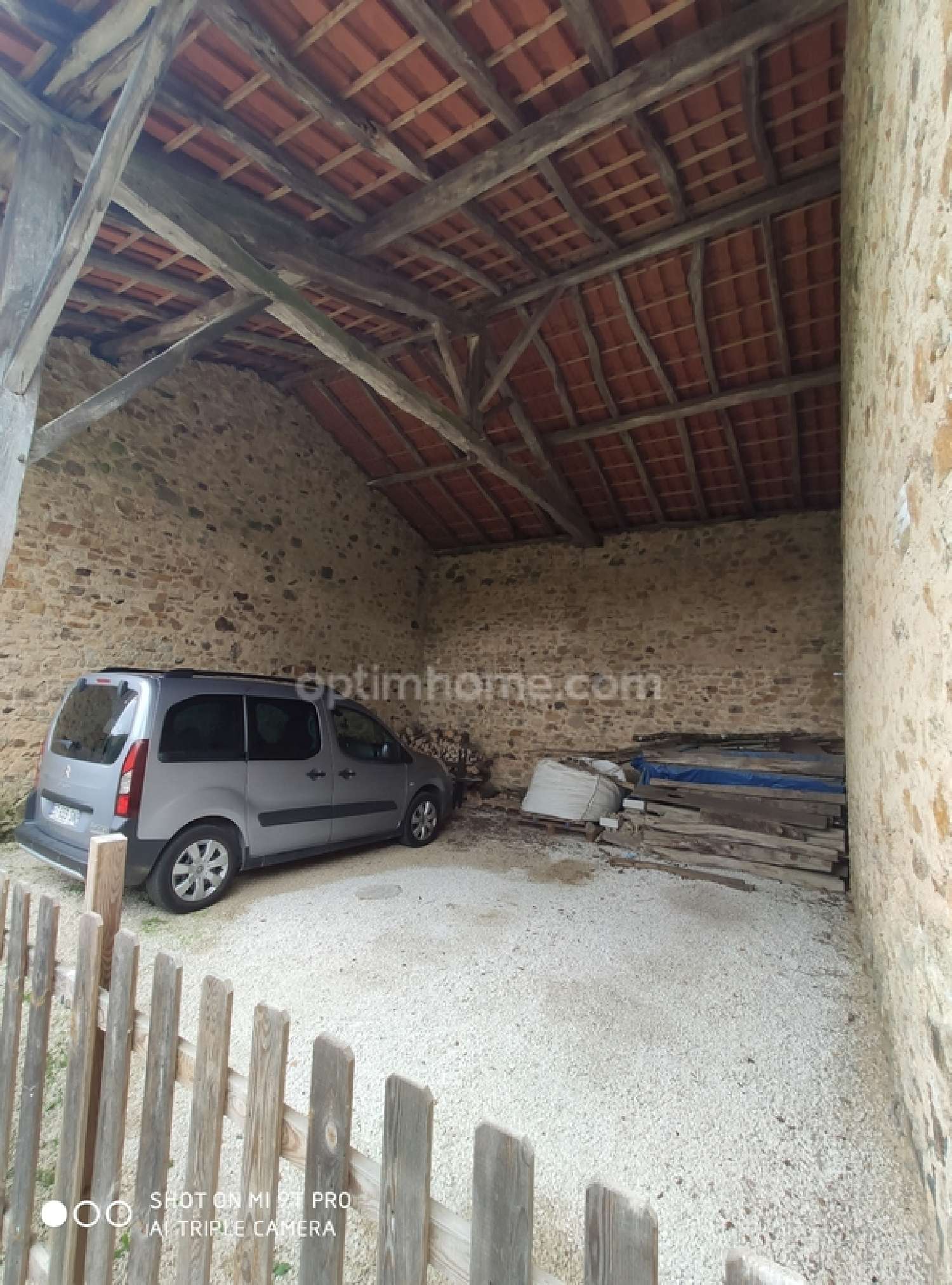 te koop boerderij Roussines Charente 8