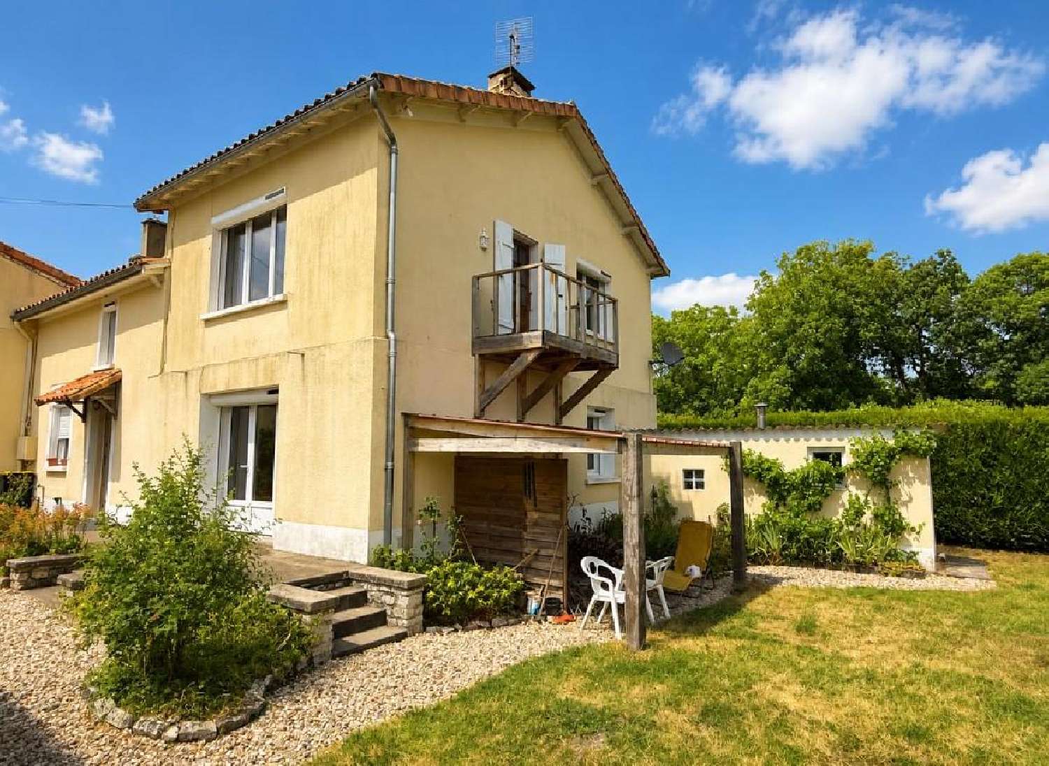  kaufen Haus Aigre Charente 1