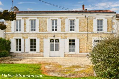 Aigrefeuille-d'Aunis Charente-Maritime house foto 7380333