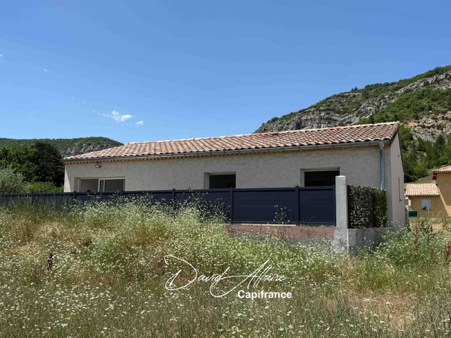 à vendre maison Antonaves Hautes-Alpes 6