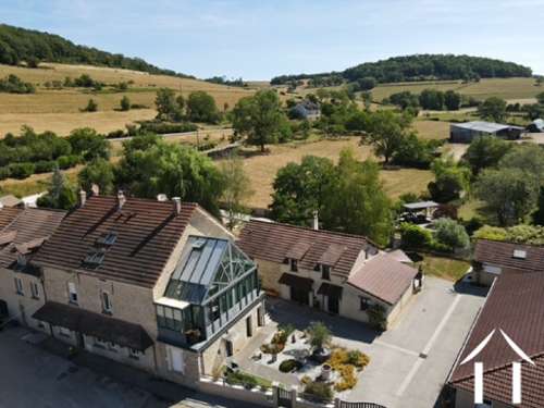 Aubigny-lès-Sombernon Côte-d'Or huis foto 7374970