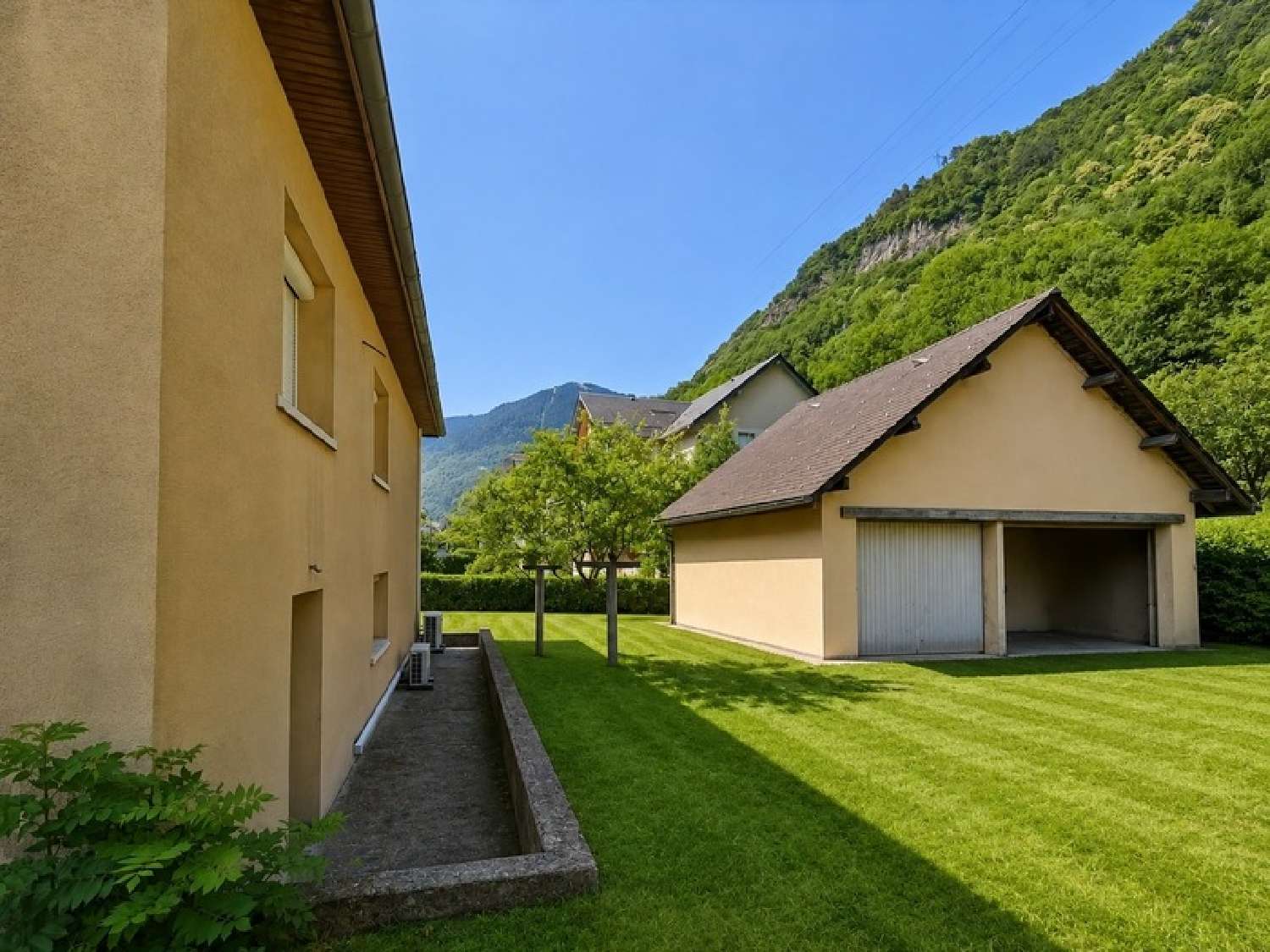  à vendre maison Bagnères-de-Luchon Haute-Garonne 4