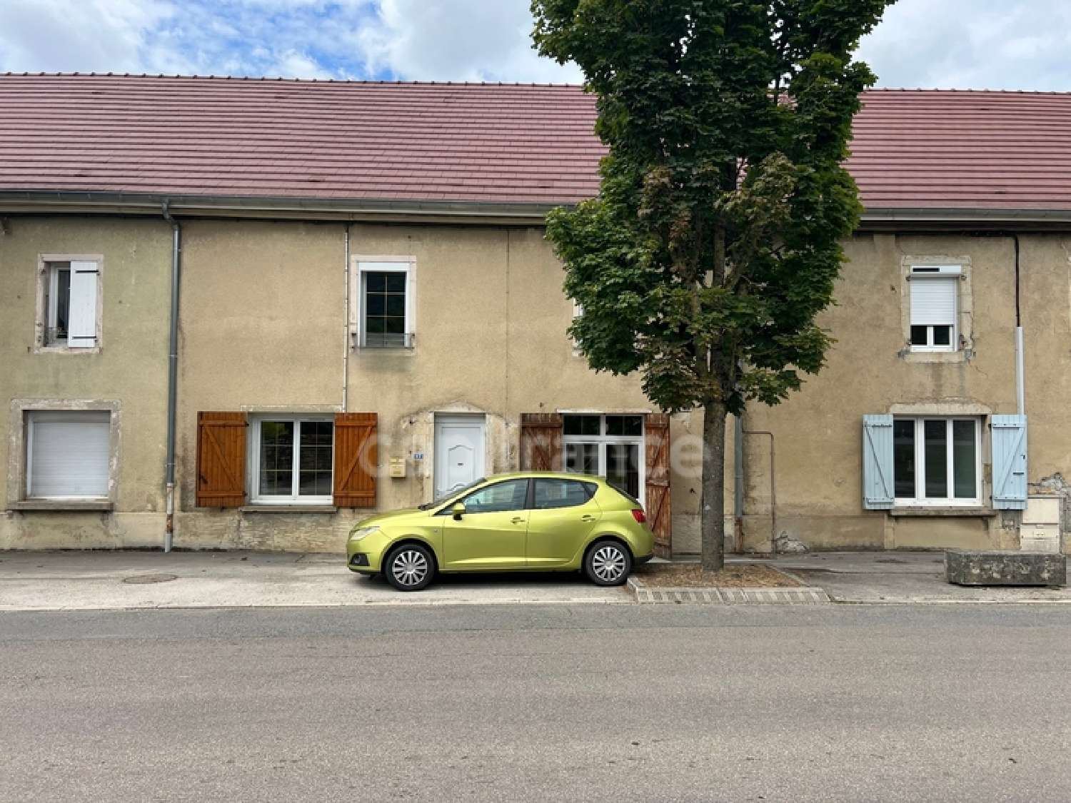  à vendre maison Beaufort Jura 1