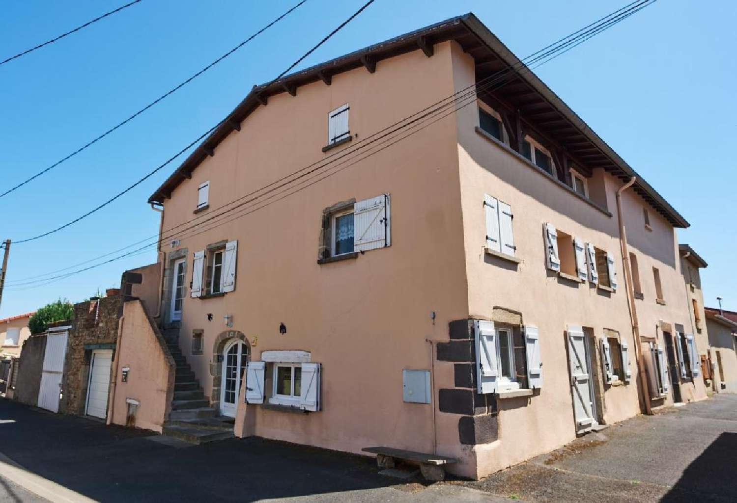 à vendre maison Beauregard-l'Évêque Puy-de-Dôme 1