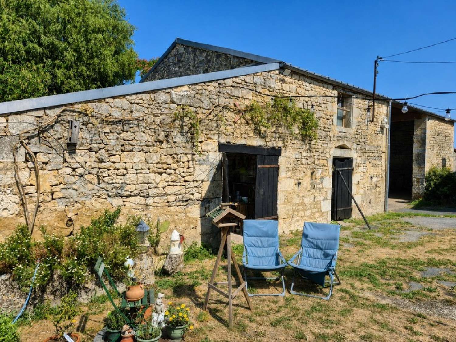  for sale house Bords Charente-Maritime 2