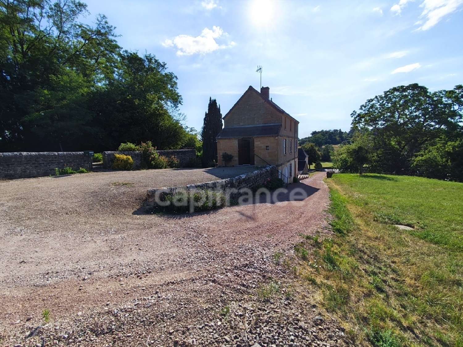 à vendre maison Bragny-en-Charollais Saône-et-Loire 1