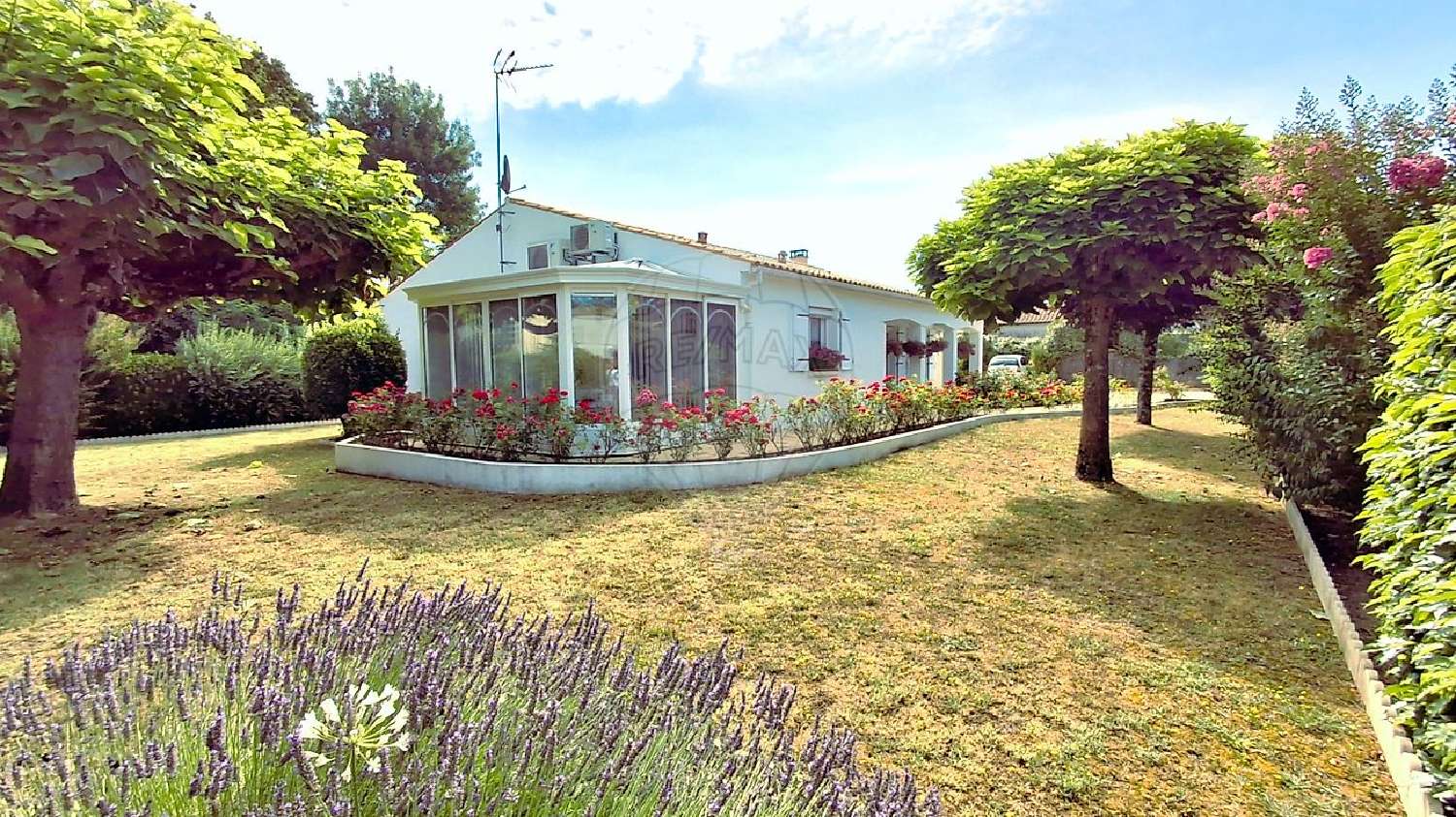 for sale house Breuillet Charente-Maritime 2