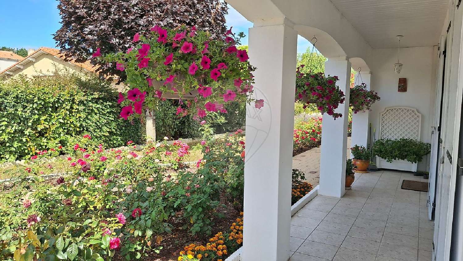 for sale house Breuillet Charente-Maritime 5