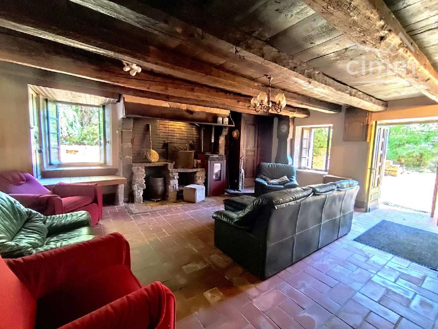 à vendre maison Ceilloux Puy-de-Dôme 3
