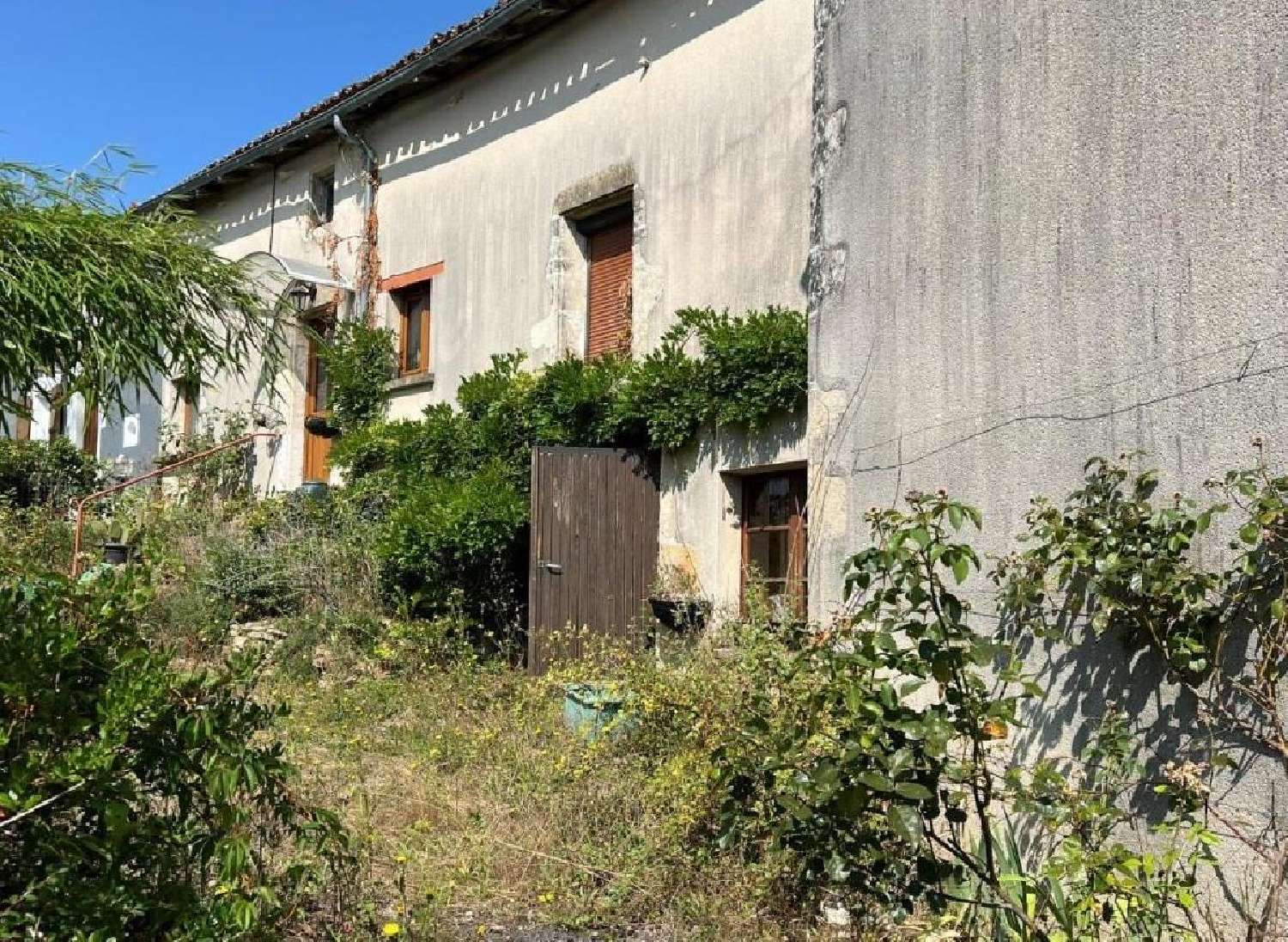 for sale house Champagne-Mouton Charente 2