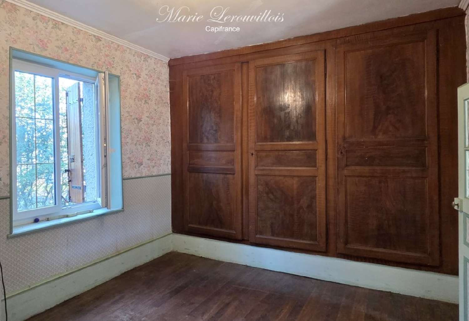 for sale house Chaource Aube 5