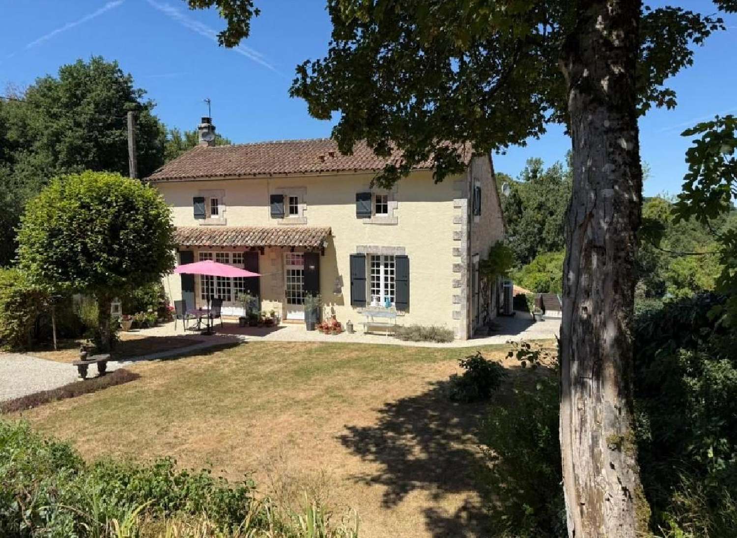 à vendre maison Civray Vienne 2