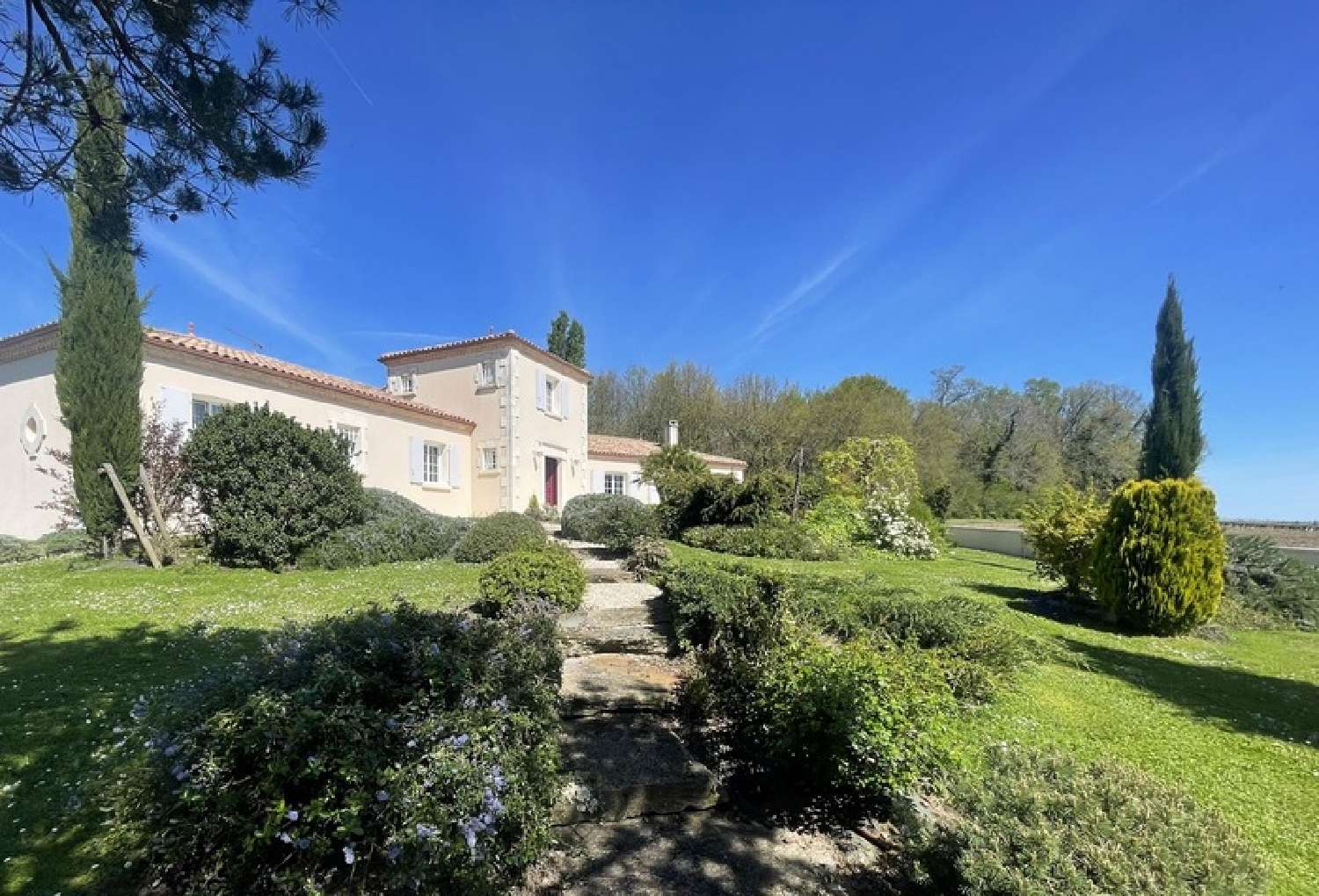  for sale house Cognac Charente 1