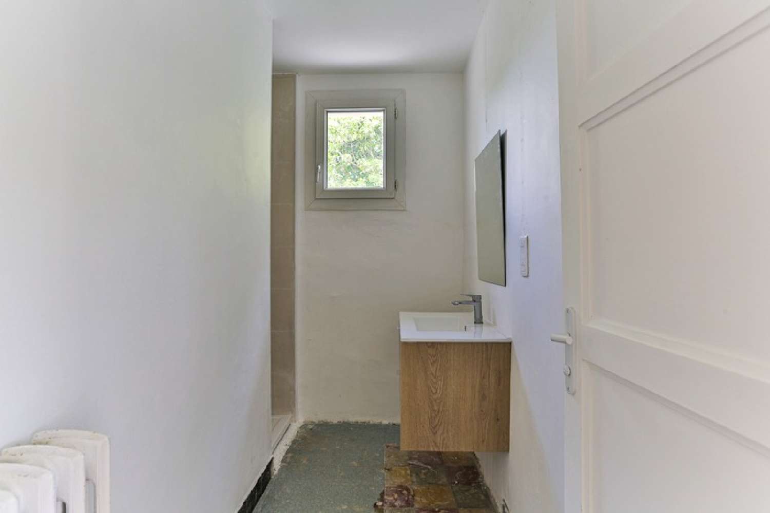for sale house Collias Gard 8