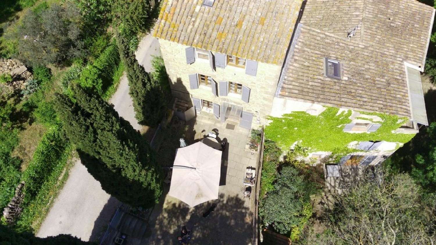  à vendre maison Cornillon-Confoux Bouches-du-Rhône 3