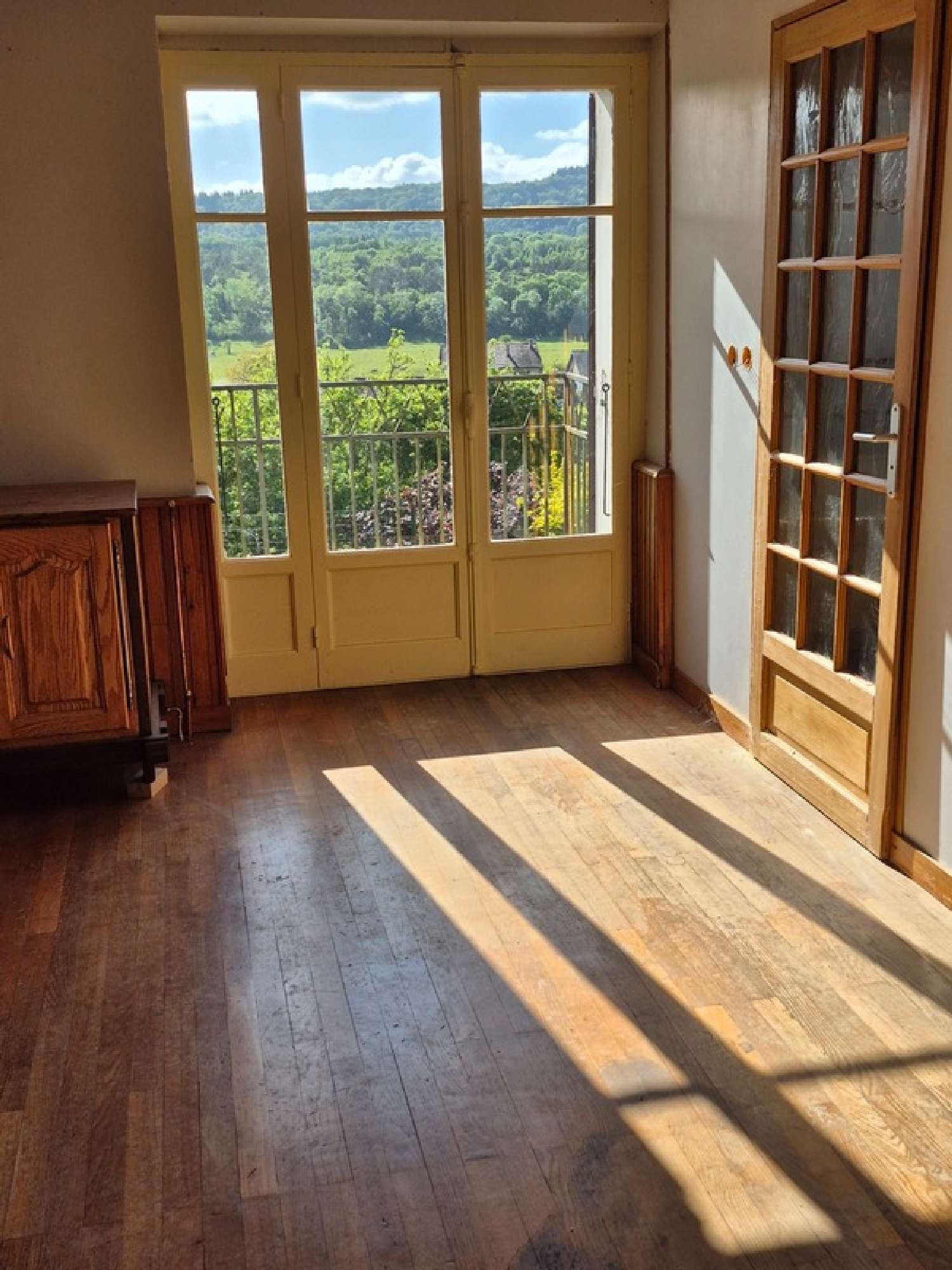for sale house Cressia Jura 6