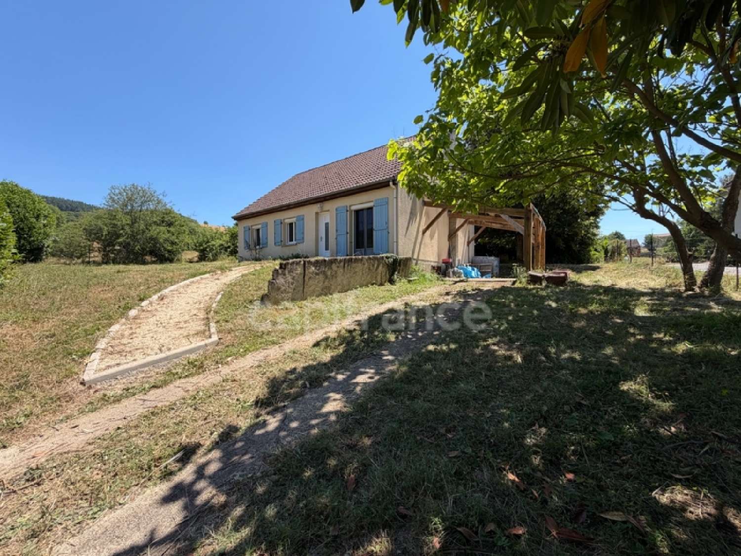 à vendre maison Ferrières-sur-Sichon Allier 1