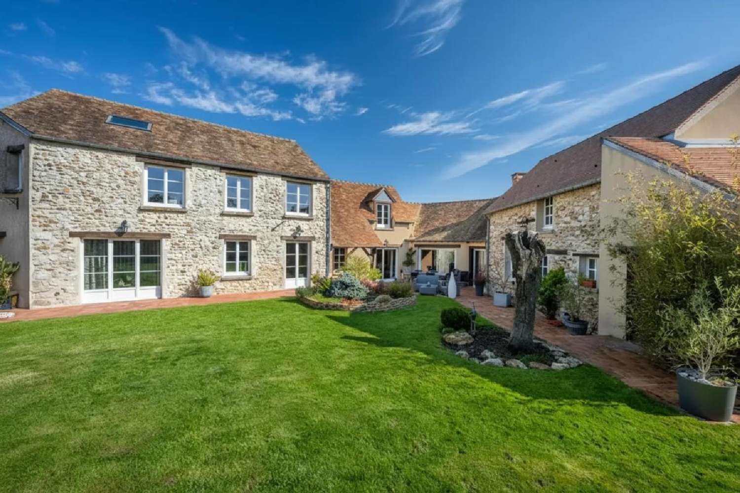 à vendre maison Flacourt Yvelines 1