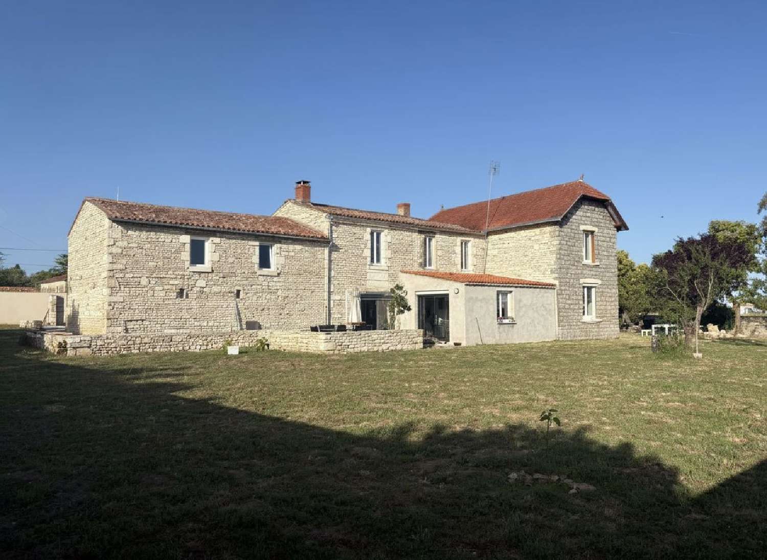 for sale house Fontenay-le-Comte Vendée 2