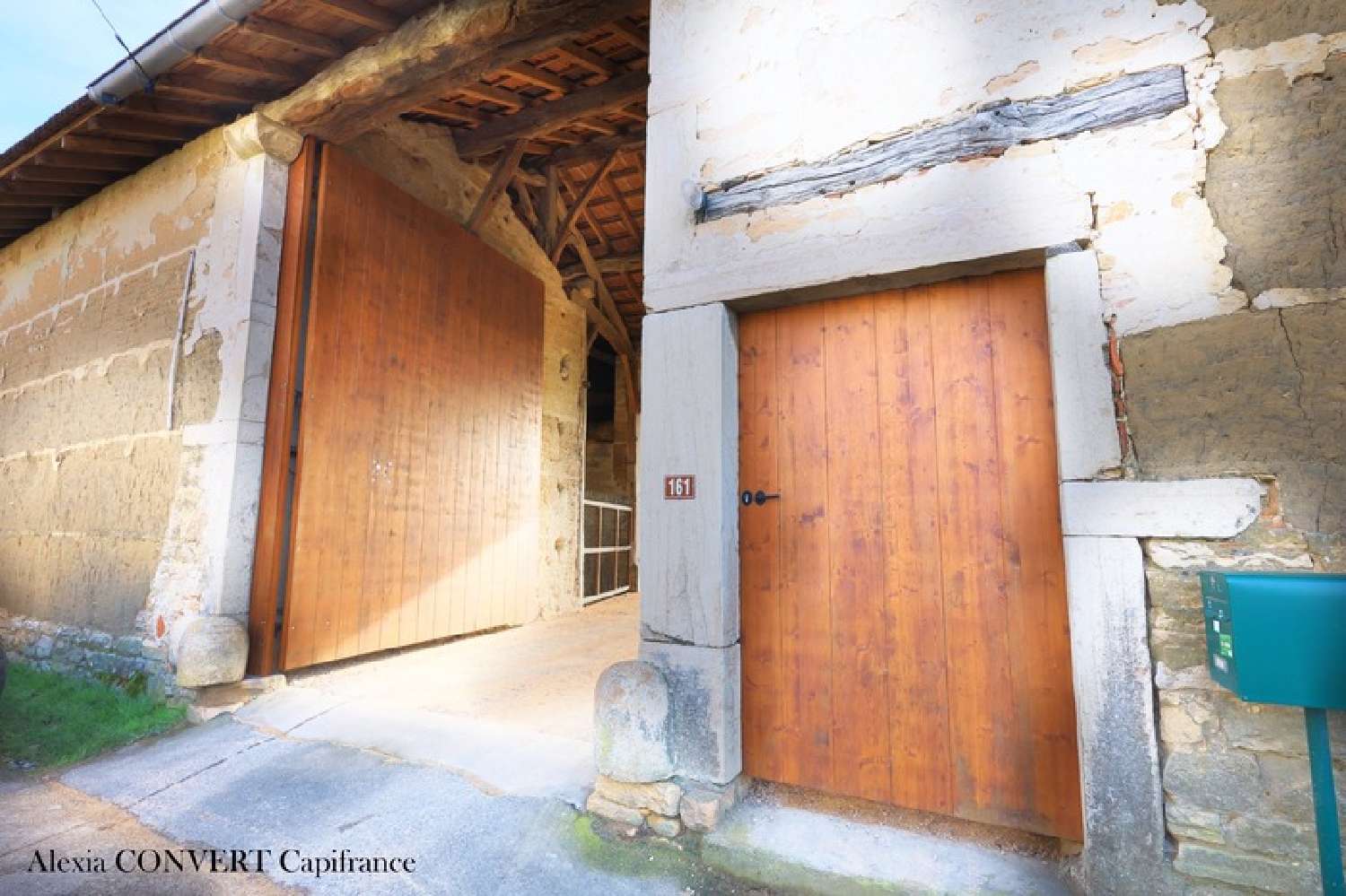 for sale house Grièges Ain 2