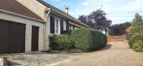 Gueugnon Saône-et-Loire huis foto 7367324