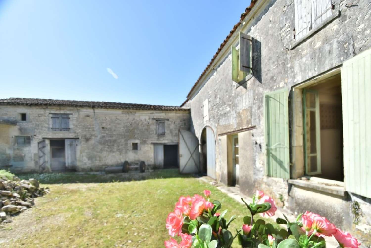 for sale house Houlette Charente 7