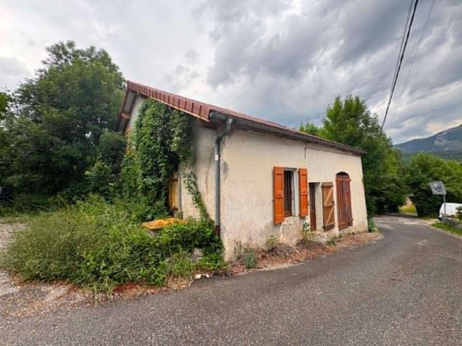 à vendre maison La Faurie Hautes-Alpes 2