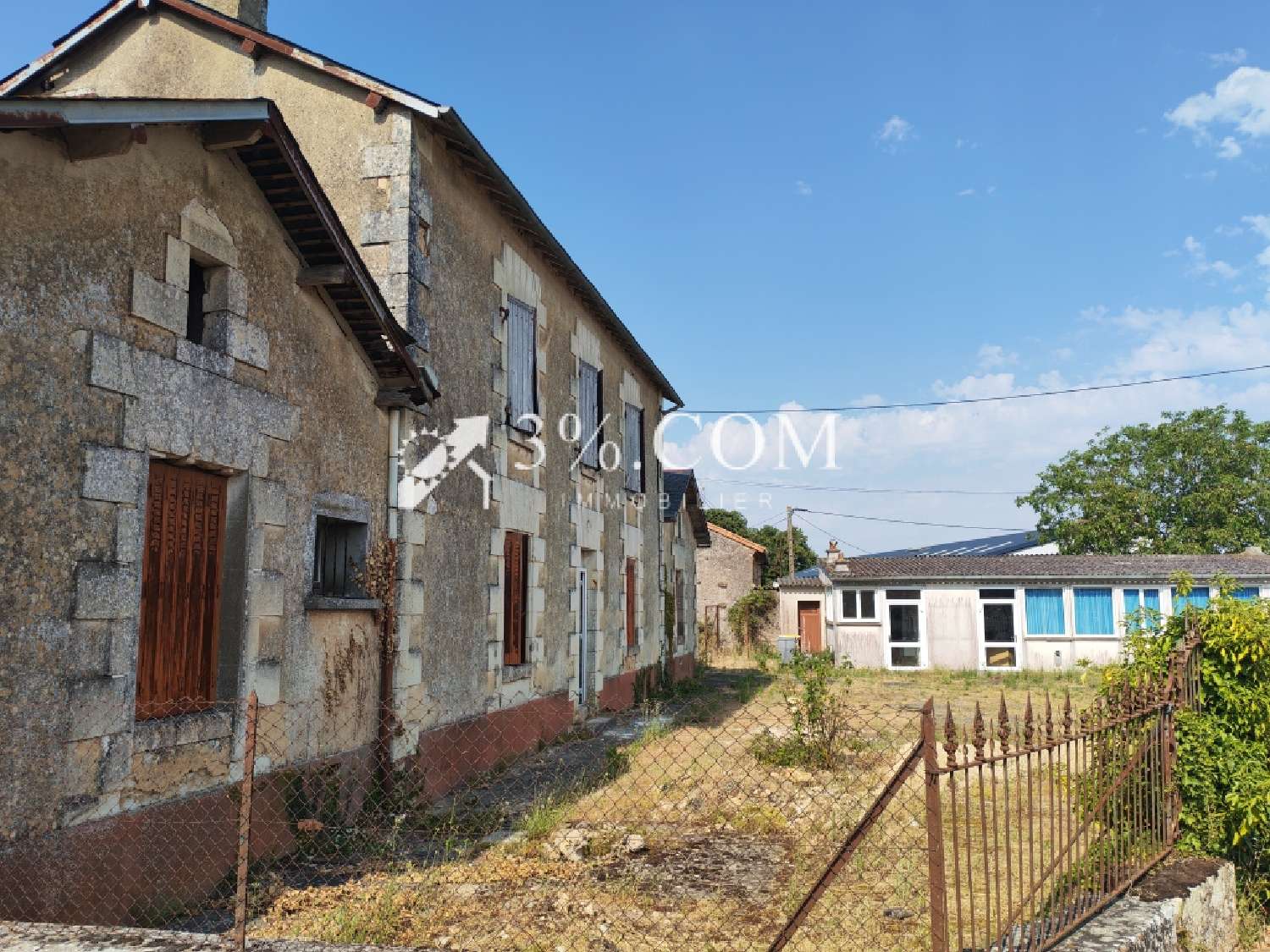 for sale house La Grimaudière Vienne 2