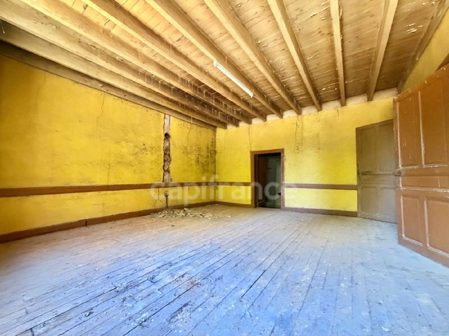 à vendre maison La Tuilière Loire 2