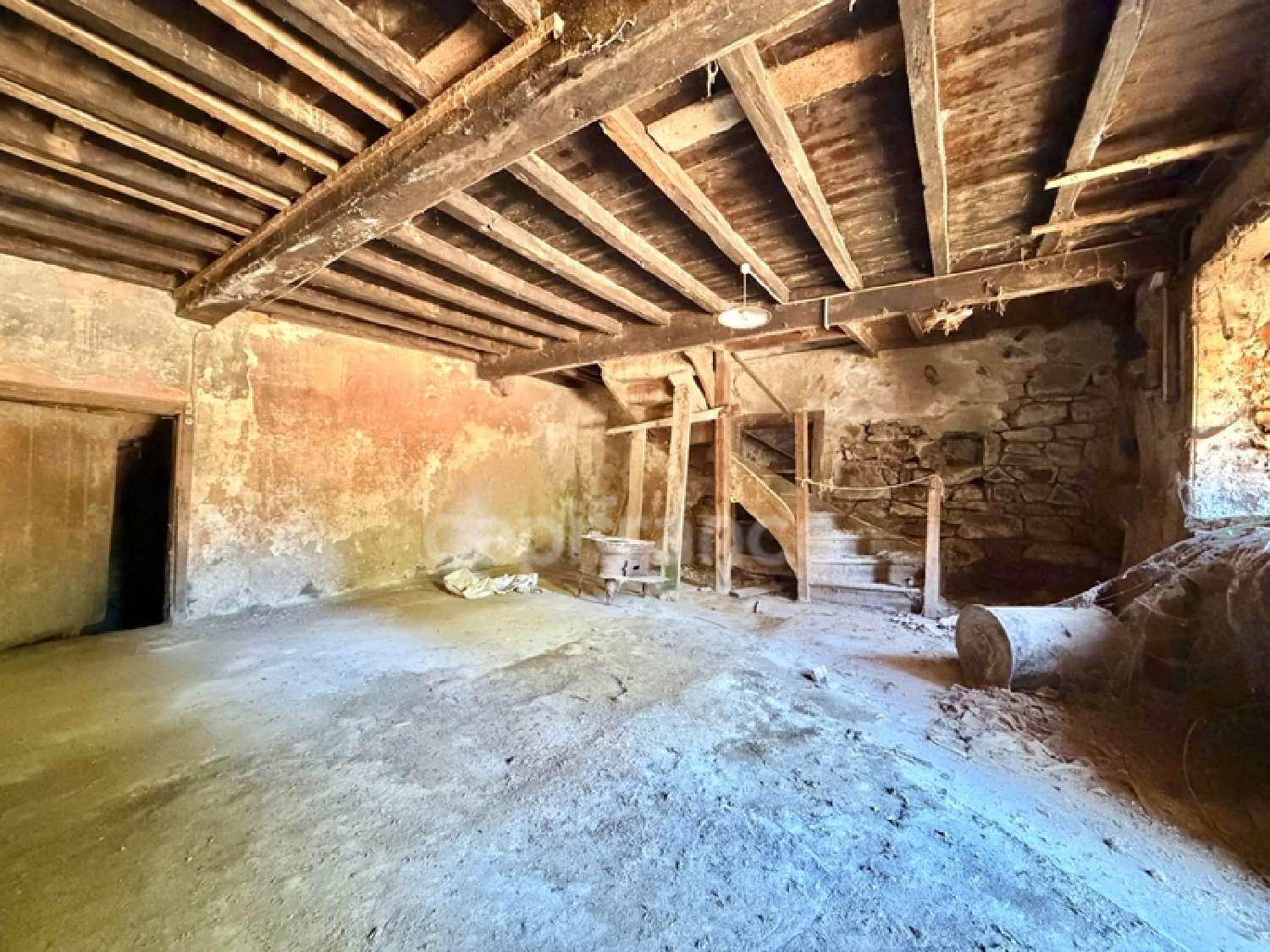 à vendre maison La Tuilière Loire 8