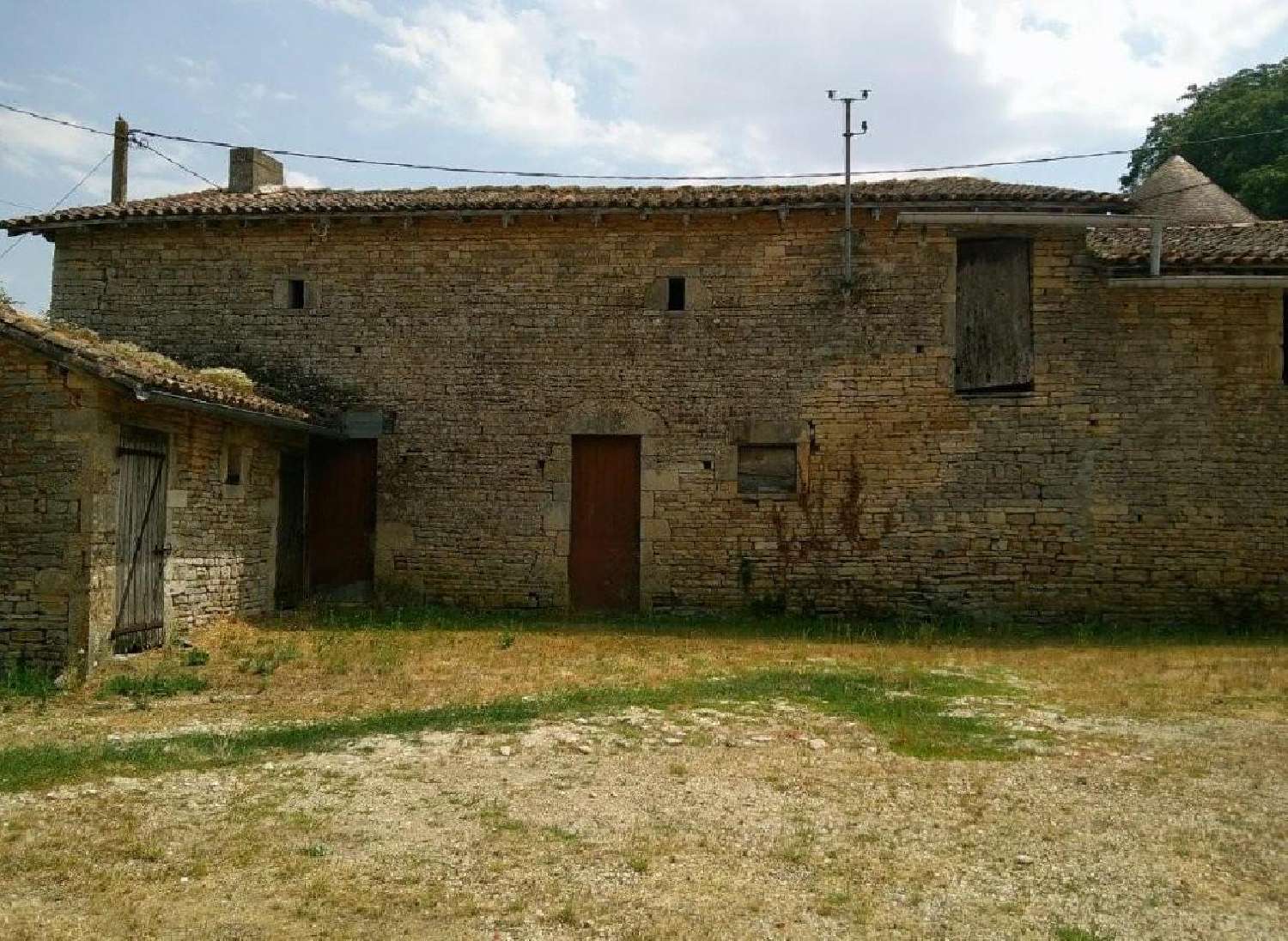 for sale house Lezay Deux-Sèvres 3