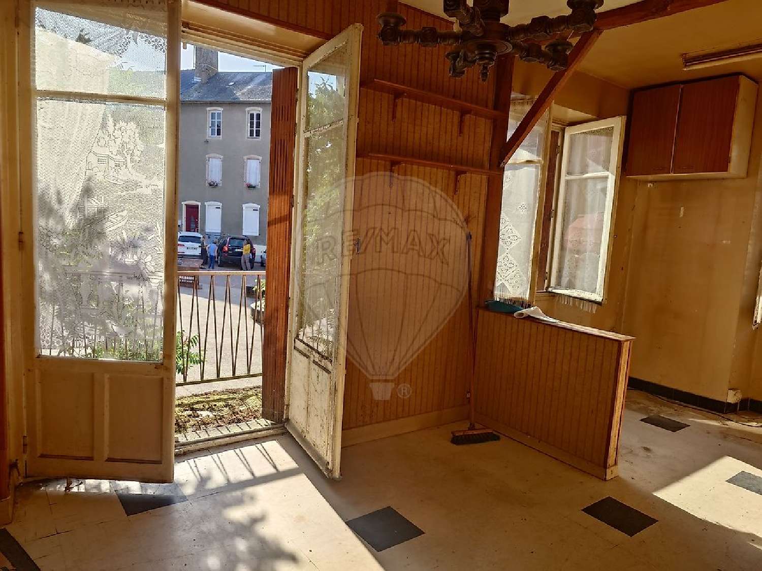  te koop huis Luzy Nièvre 6