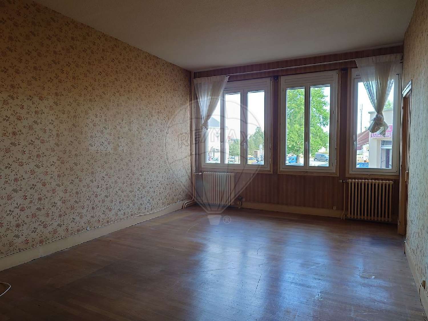 en venta casa Luzy Nièvre 3