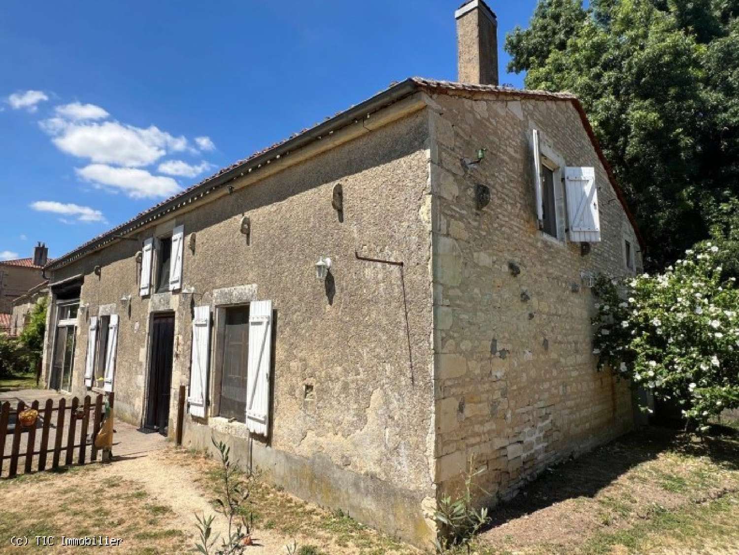 kaufen Haus Marcillac-Lanville Charente 1