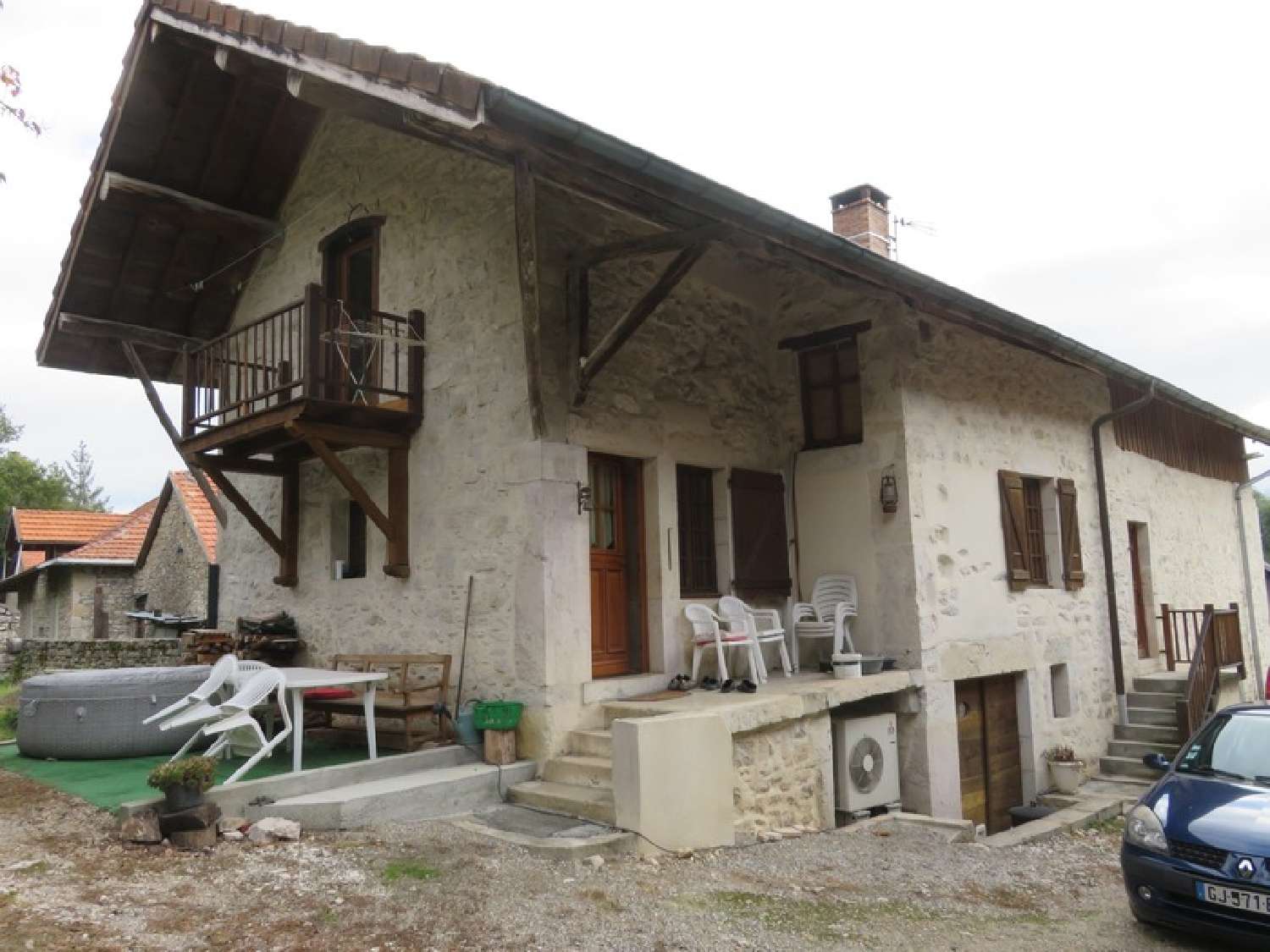en venta casa Marignieu Ain 2