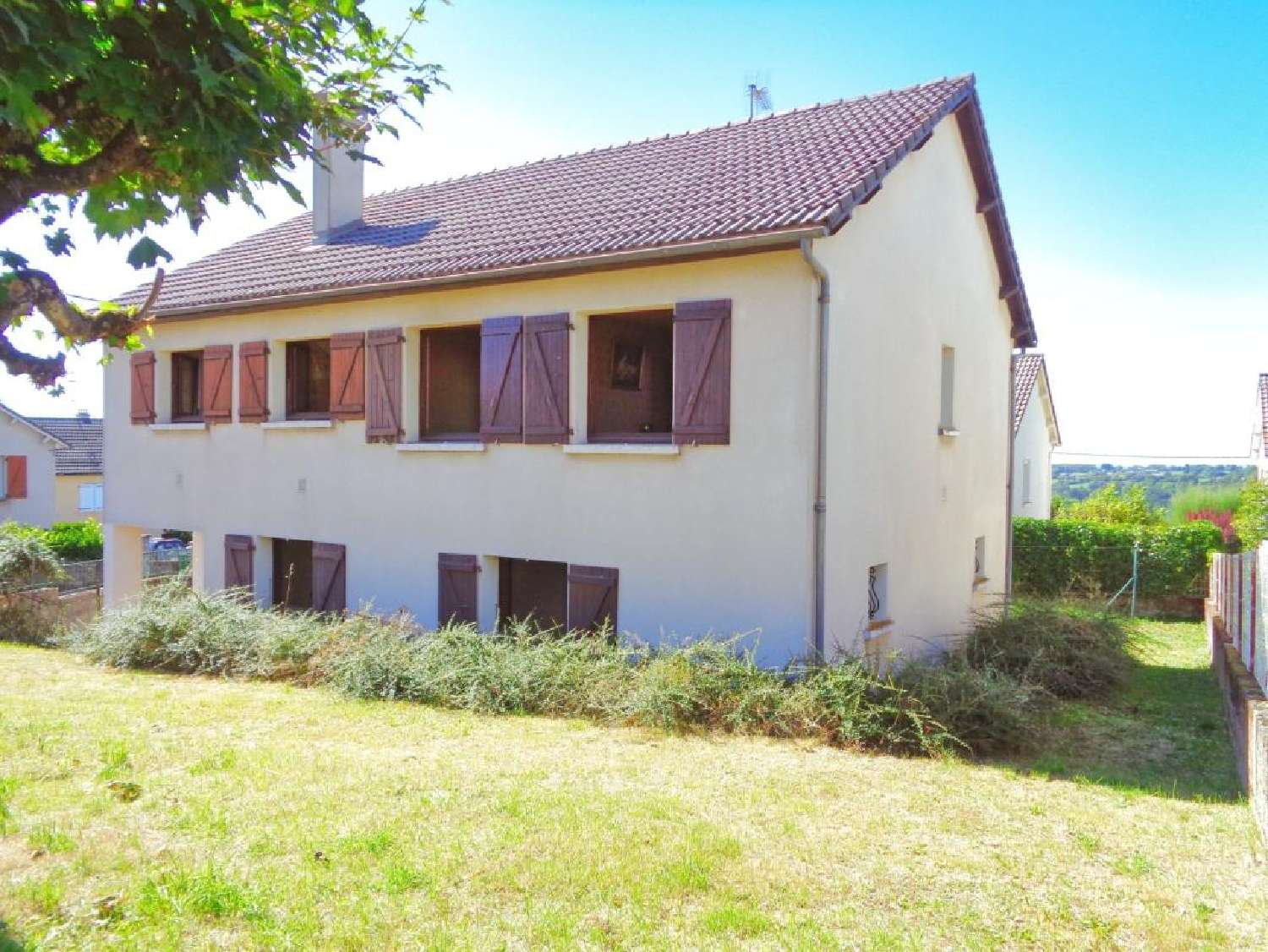 en venta casa Mauriac Cantal 1