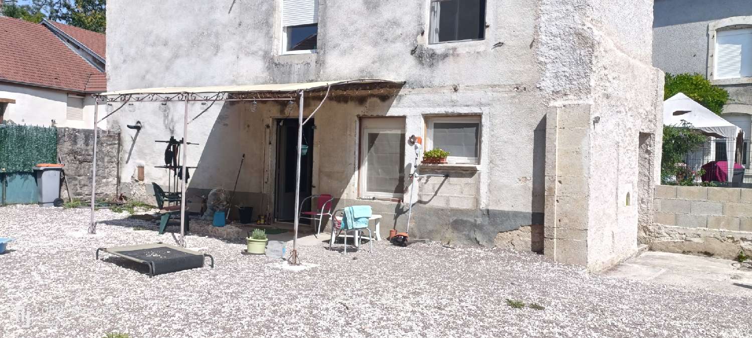 à vendre maison Montsaugeon Haute-Marne 7