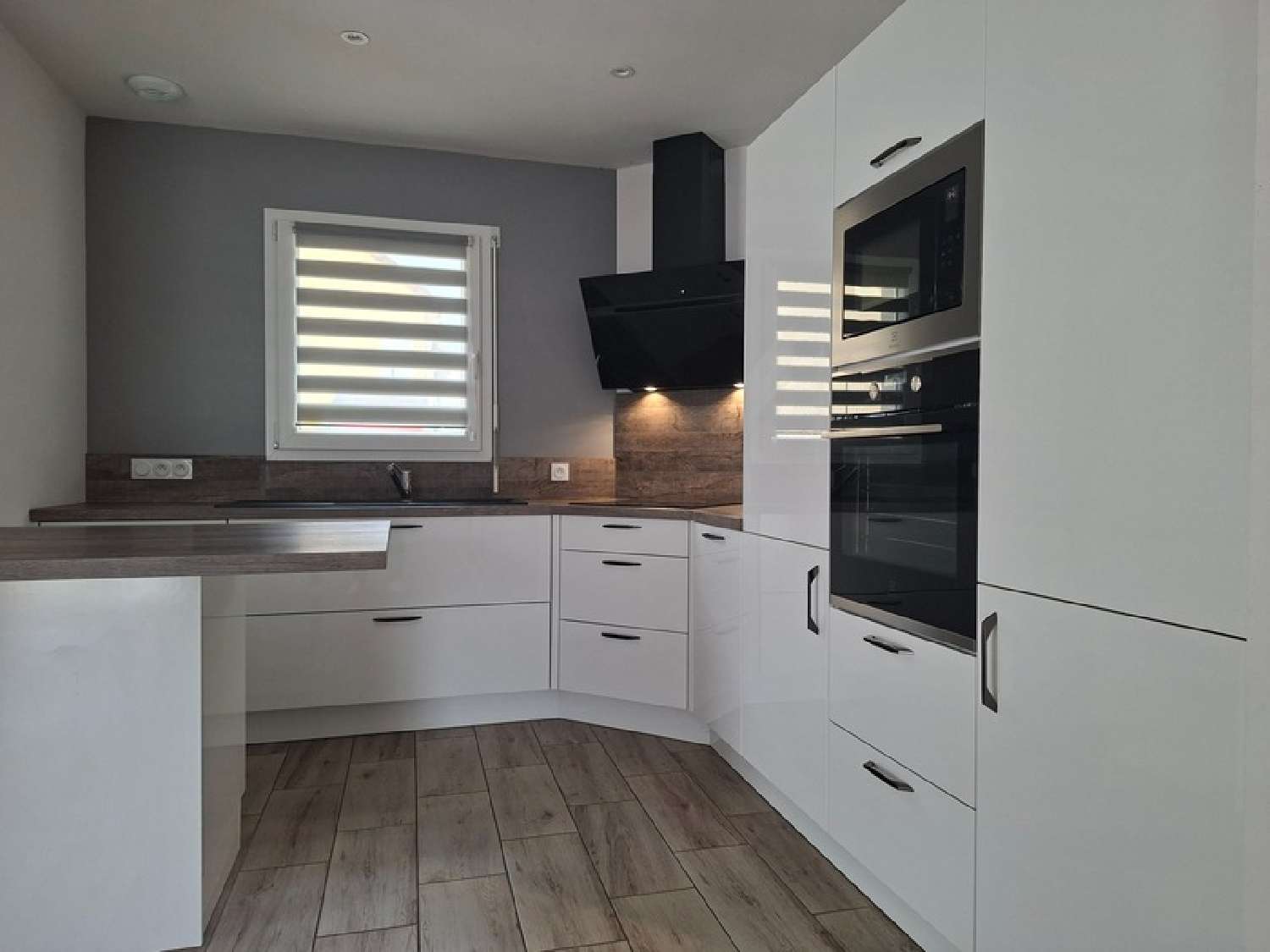 à vendre maison Moulins-le-Carbonnel Sarthe 2